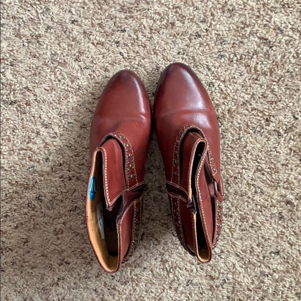 Leather boots! - Picture 2 of 6